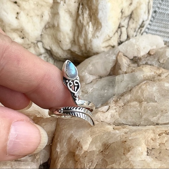 RAINBOW MOONSTONE 925 sterling snake bypass ring NWT - Picture 6 of 9